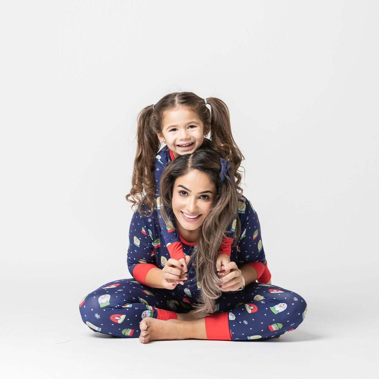 Let it Snowglobe Two-Piece Bamboo Pajama Set | Final Sale